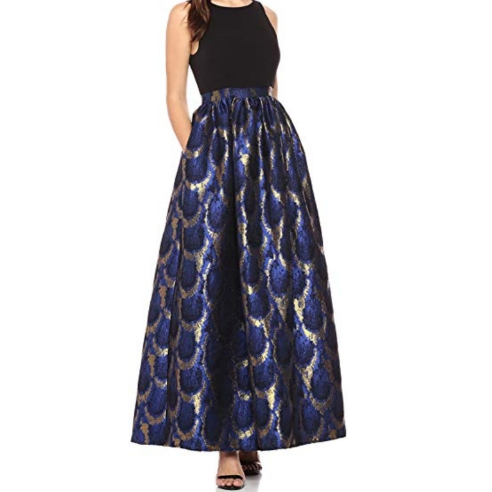 NWT Nicole Miller Gown